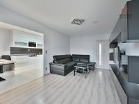 PRAHA 9 - PROSEK, BYT 3+1, 72 m² - 05.jpg
