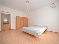 MILOVICE, BYT 2+KK 59 m² - 06.jpg