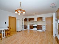 KOLÍN, BYT 2+KK 51 m² - 02.jpg