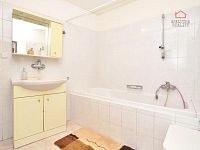 CERHENICE, RD 4+kk, 110 m² - 06.jpg