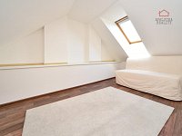 CERHENICE, RD 4+kk, 110 m² - 09.jpg