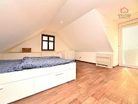 CERHENICE, RD 4+kk, 110 m² - 11.jpg