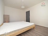 MILOVICE, BYT 2+1 50 m² - 02.jpg