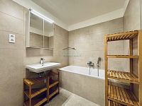 Pronájem 1kk/balkon, parkovací stání, 46m2, Český Brod - IMG_8568.jpg