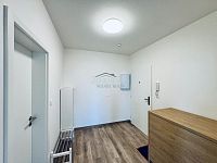 Pronájem 1kk/balkon, parkovací stání, 46m2, Český Brod - IMG_8601.jpg