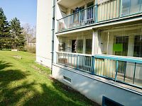 Exkluzivní pronájem prostorného bytu 3+1 s lodžií, Říčany – ul. Plynární - Lodžie