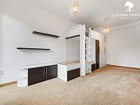 Prodej bytu 4+kk 70 m2  Frýdlant nad Ostravicí - P1910604.jpg