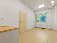 Prodej nadstandardní kliniky s operačním sálem, 274 m²  Rožnov pod Radhoštěm - P1898147.jpg
