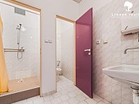 Prodej nadstandardní kliniky s operačním sálem, 274 m²  Rožnov pod Radhoštěm - P1898161.jpg