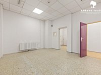 Prodej nadstandardní kliniky s operačním sálem, 274 m²  Rožnov pod Radhoštěm - P1898224.jpg
