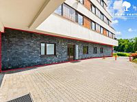 Prodej nadstandardní kliniky s operačním sálem, 274 m²  Rožnov pod Radhoštěm - vyun_1.jpg