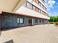 Prodej nadstandardní kliniky s operačním sálem, 274 m²  Rožnov pod Radhoštěm - vyun_1.jpg