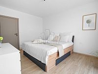 Novostavba RD 4+kk Deblín s pozemkem 7.362 m2 - ložnice.jpg