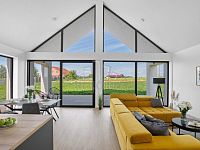 Novostavba RD 4+kk Deblín s pozemkem 7.362 m2 - obývací pokoj s kk2.jpg