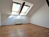 Kanceláře 95m2 Komárov, Konopná - blízko centra i dálnice - Foto 3