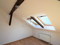 Kanceláře 95m2 Komárov, Konopná - blízko centra i dálnice - Foto 12