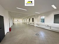 Pronájem prodejních prostor, showroomu 290 m², Praha - Nupaky - Foto 4