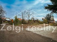 Rataje – pozemek s potenciálem až dvou rodinných domů, 1126 m² - _DSC2402.jpg