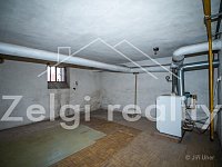 Vícegenerační dům 7+2, přístavek, velký pozemek, investiční potenciál – Ratíškovice - 10.jpg