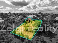 Jedinečný svahovitý pozemek 1159 m², Maršov – klid a výhledy