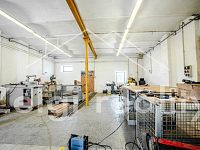 Prostorný areál s halami a pozemky, kde můžete hned stavět - _DSC7053-HDR.jpg