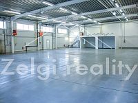 Skladový a kancelářský komplex k pronájmu – 2 haly + 2 patra administrativy - Foto 9