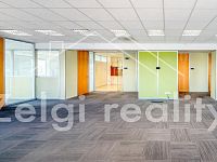 Pronájem moderního komerčního areálu – sklady, výroba a kanceláře - 72d63457-7f9d-4647-ac25-92f014b8535d.jpg