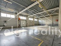 Pronájem moderního komerčního areálu – sklady, výroba a kanceláře - e65b6239-35b8-44df-8b75-e4970f712640.jpg