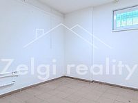 Výrobní a skladová hala se 4 kancelářemi, rampami a sociálním zázemím - 2 260 m² - DJI_0594-HDR-Enhanced-NR.jpg