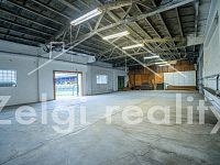 Uherské Hradiště – Skladovací prostor 164 m² s rampou v zabezpečeném areálu - _DSC2176-HDR.jpg