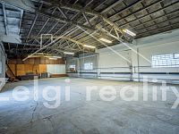 Uherské Hradiště – Skladovací prostor 164 m² s rampou v zabezpečeném areálu - _DSC2181-HDR-Enhanced-NR.jpg