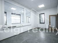 Komerční prostory 234 m² v Bojkovicích: Samostatný provoz (A) v uzavřeném areálu - _DSC4329-HDR.jpg