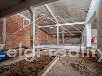 Pronájem komerčního objektu v Miloticích 550 m2 - možnost úpravy podle vašich představ - 4.jpg