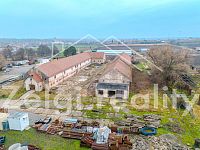 Pronájem komerčního objektu v Miloticích 994 m2 - možnost úpravy podle představ - 32.jpg