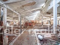 Pronájem komerčního objektu v Miloticích 1100 m2 - možnost úpravy podle vašich představ - 30.jpg