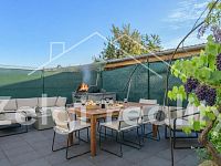 Rodinný dům s 5 apartmány a potenciálem dalšího růstu - 120f1e27-a893-4527-b3d9-5fded7d9c781.jpg