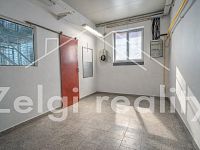Zděná hala 298 m² - Hustopeče - Skladování a lehká výroba - 42f60f56-b159-4c02-83d3-83b16d029406.jpg