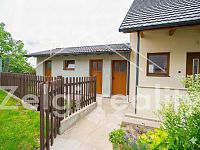 Vytvořte si vysněný domov: dům s velkou zahradou a možností rozšíření až na 6+1 ve Starém Poddvorově - Gemini_Generated_Image_gdi08qgdi08qgdi0.jpg