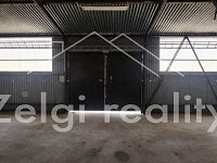Pronájem skladové / výrobní haly 220 m² – 2 rampy, čelní nájezd, 380 V - 4d962dfd-1796-4aca-bdee-3df397568622.jpg