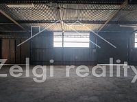 Pronájem skladové / výrobní haly 220 m² – 2 rampy, čelní nájezd, 380 V - 88431232-d362-48b8-aef9-9de51608764e.jpg