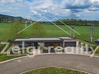 prodej bistra s  - 210m2 bistro s možností přestavby na pozemku 433m2 - ChatGPT_Image_9._5._2026_16_12_44.jpg