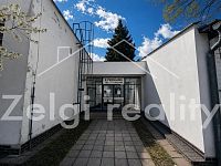 Břeclav – Kancelářské prostory 228 m² v zabezpečeném areálu - 861e88b3-52d8-4138-852f-ff30464fe84c.jpg