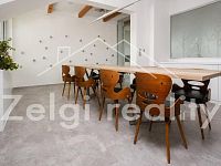 Moderní rohová kancelář 19 m² s výhledem | Velké Pavlovice - db5a3305-37db-476f-81ea-e63ace8aadde.jpg