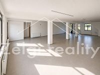 Pronájem obchodních prostor 160 m² – Rakvice - fc6ec263-0108-435d-9882-d38503757891.jpg