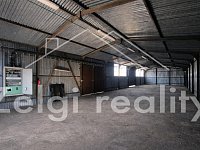 Pronájem skladové / výrobní haly 220 m² – 2 rampy, čelní nájezd, 380 V - 0504b256-9e50-441c-a922-2177ac4c4ba7.jpg