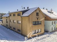 NOVÝ LUXUSNĚ VYBAVENÝ MEZONETOVÝ APARTMÁN V CENTRU KVILDY -  NÁRODNÍ PARK ŠUMAVA - DJI_0038_web.jpg