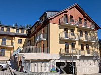 KOMFORTNÍ APARTMÁNY NA ŠUMAVĚ V ULICI ČESKÁ – KAŠPERSKÉ HORY - PXL_20260313_101410726.jpg