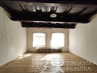 GOTICKÝ MĚŠTANSKÝ DŮM SE ZAHRADOU-BLÍZKO MALEBNÉHO NÁMĚSTÍ  –  KAŠPERSKÉ HORY - IMG_20200430_082353.jpg