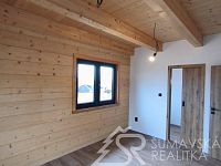 NOVOSTAVBA S GARÁŽÍ - VÝJIMEČNĚ PŘÍVĚTIVÉ MÍSTO NA ÚBOČÍ JAVORNÍKU–ROHANOV, CENTRÁLNÍ ŠUMAVA - 1743513600736.jpg