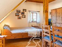 ŠUMAVSKÁ MODERNÍ CHALUPA S MOŽNOSTÍ PRONÁJMU V ŘETENICÍCH U KAŠPERSKÝCH HOR - DSC02015-HDR.jpg